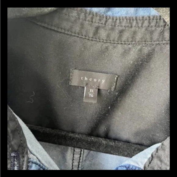 Theory Top Womens XL Blue Oxford Button Up Long Sleeve Preppy Classic - Picture 2 of 3